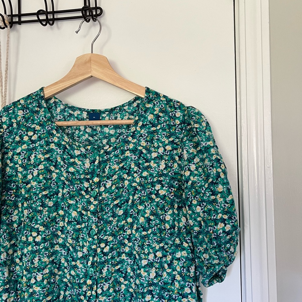 Old Navy Green Floral Button-Front Dress